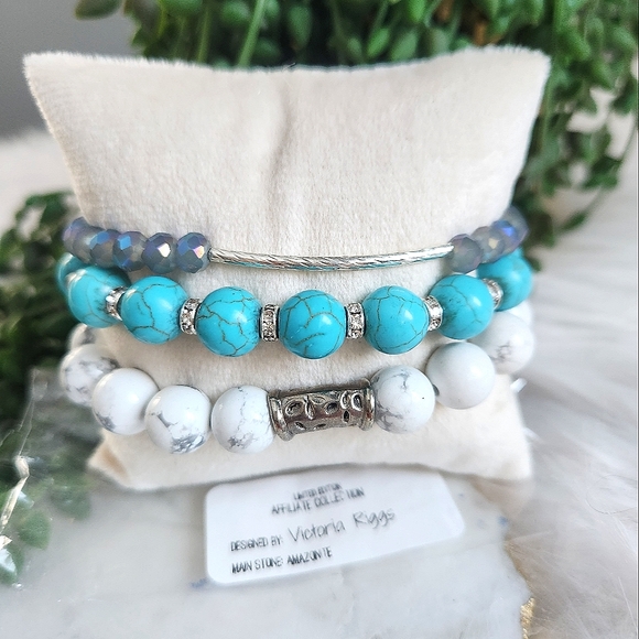 NWT Ryze Natural Stone Geode and Howlite Beaded Staxx Bracelets - Set of 4 - Picture 4 of 8